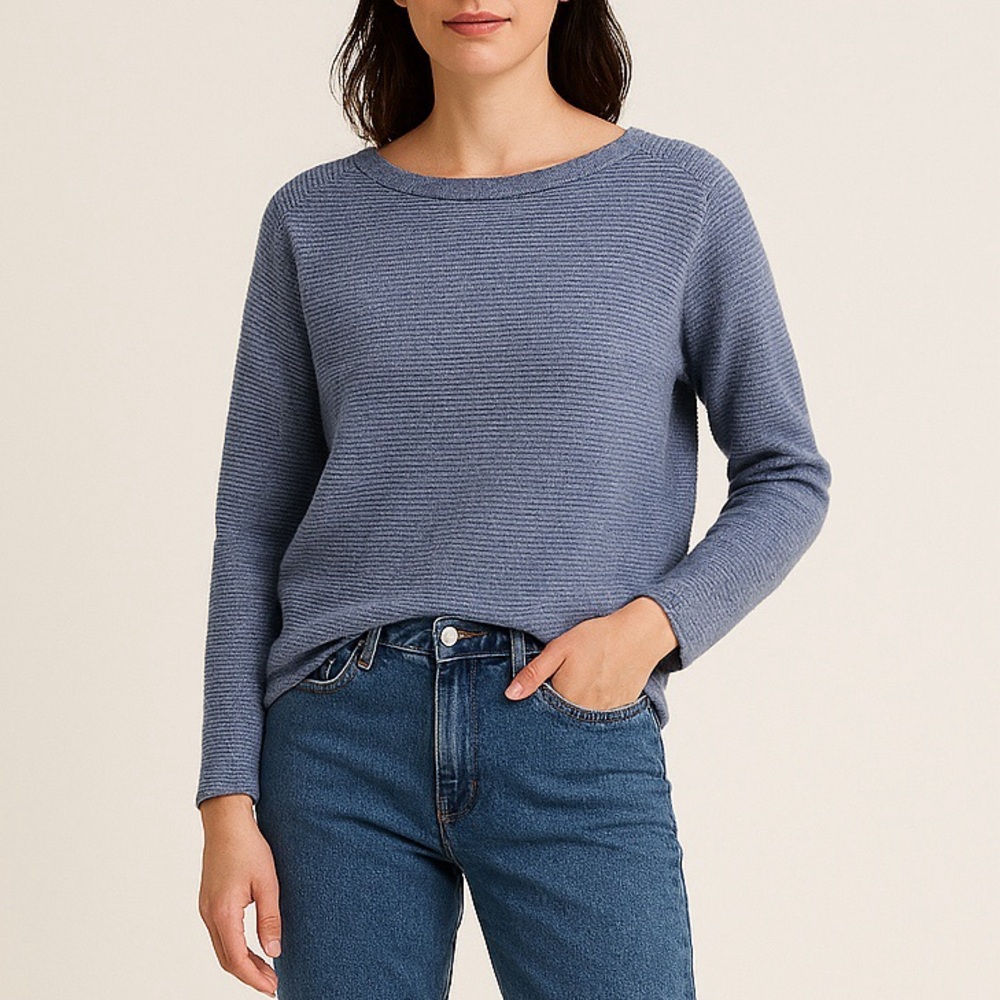 J McLaughlin 100% Cashmere Dust Blue Sweater